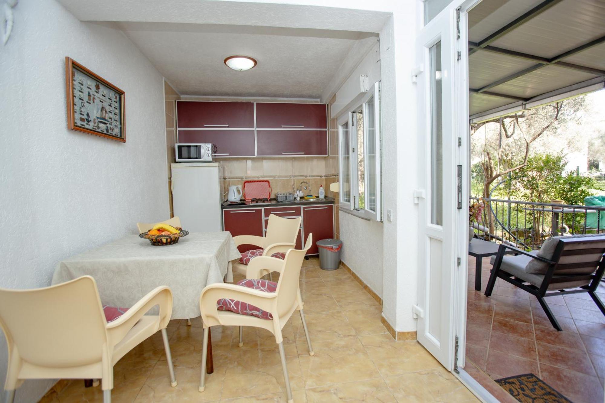 Apartments Oliva Utjeha Zewnętrze zdjęcie