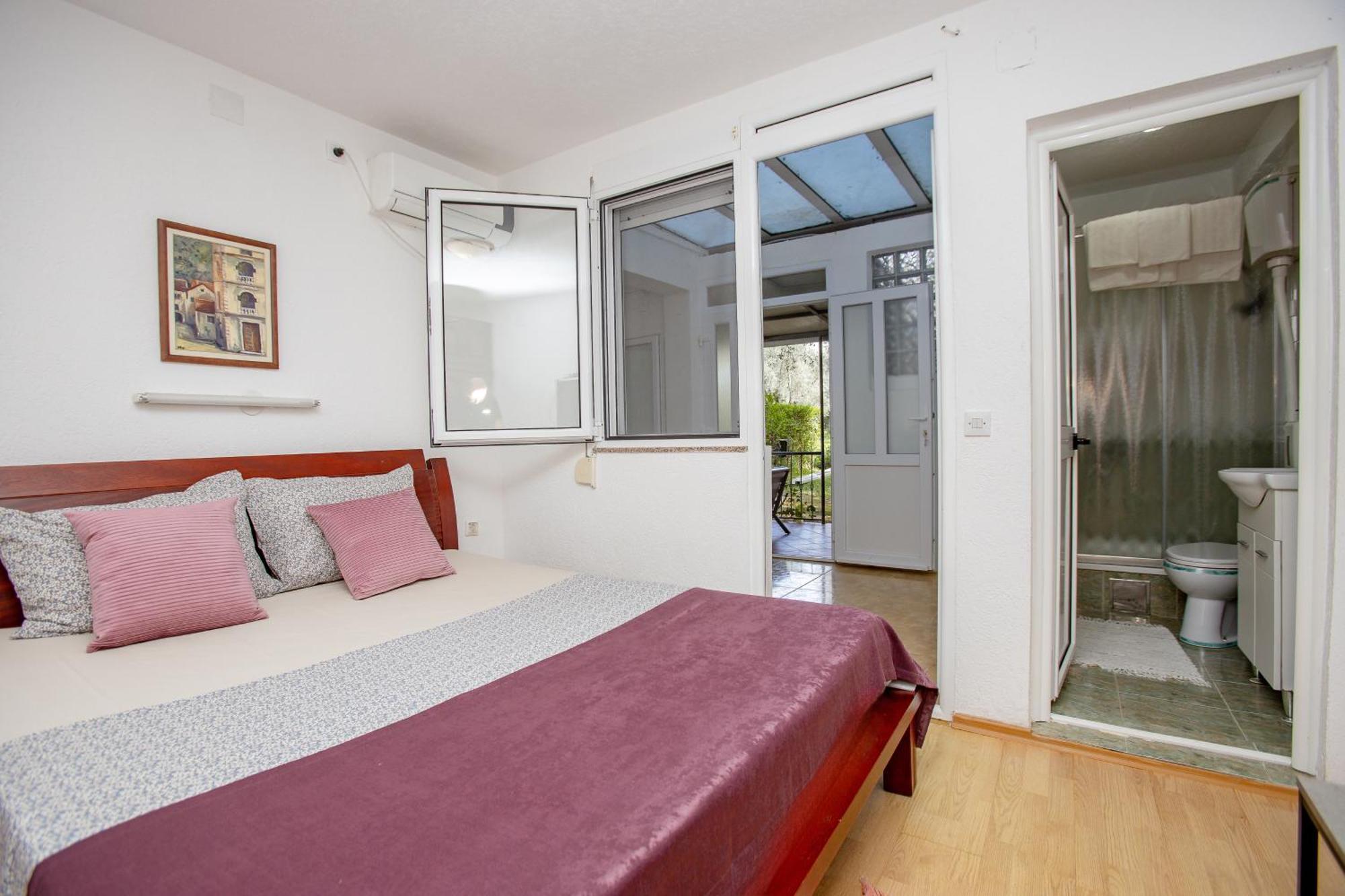 Apartments Oliva Utjeha Zewnętrze zdjęcie