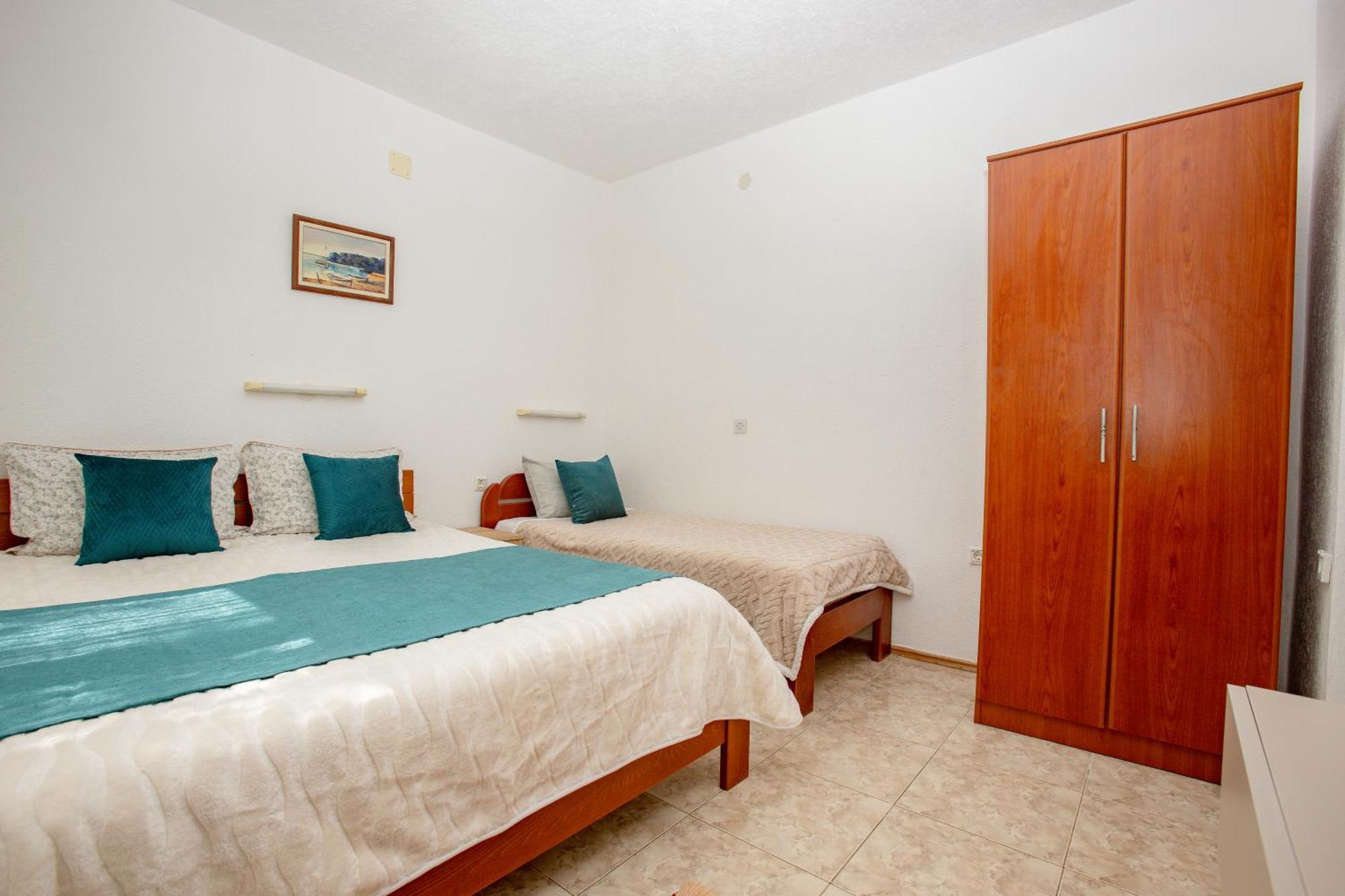 Apartments Oliva Utjeha Zewnętrze zdjęcie