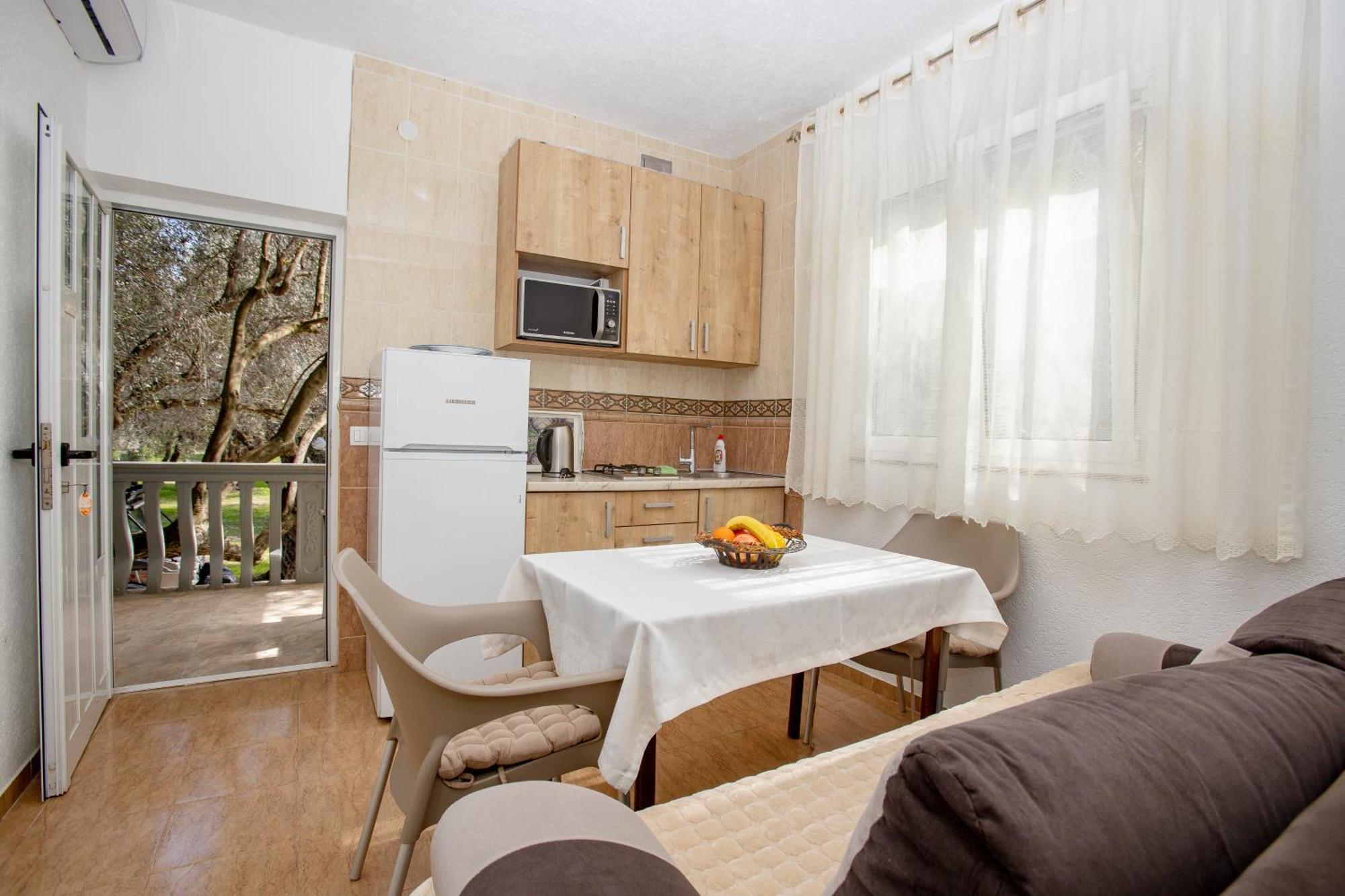 Apartments Oliva Utjeha Zewnętrze zdjęcie