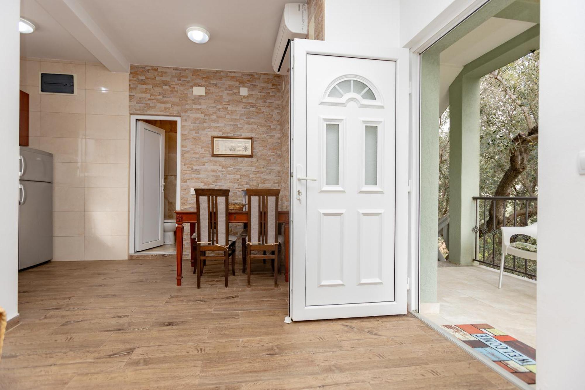 Apartments Oliva Utjeha Zewnętrze zdjęcie